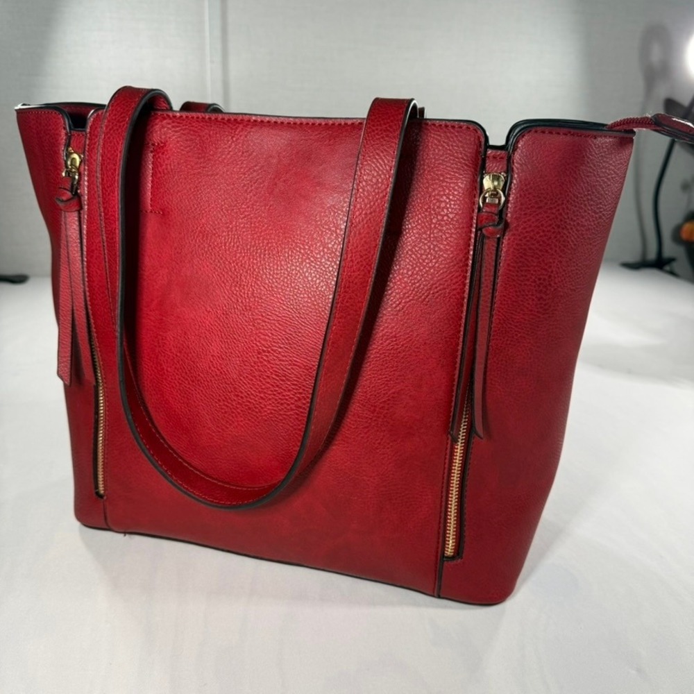 Red Pebbled Faux Leather Tote Shoulder Bag Gold Zip Accents Stripe Lining